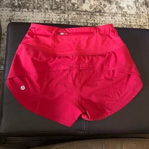 Lululemon Speed Up Size 4